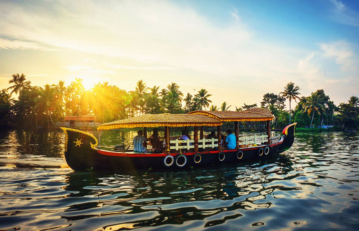 Blog - How to travel cheap in Kerala