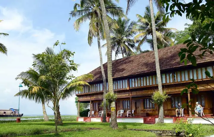 coconut lagoon kumarakom